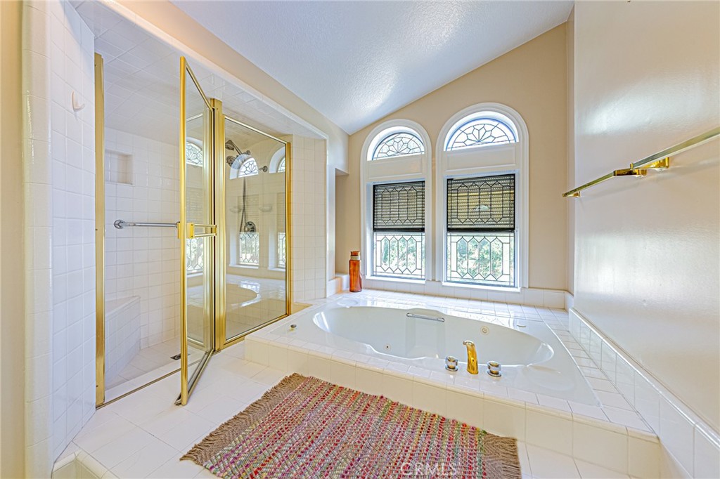1737 Gainsborough Road