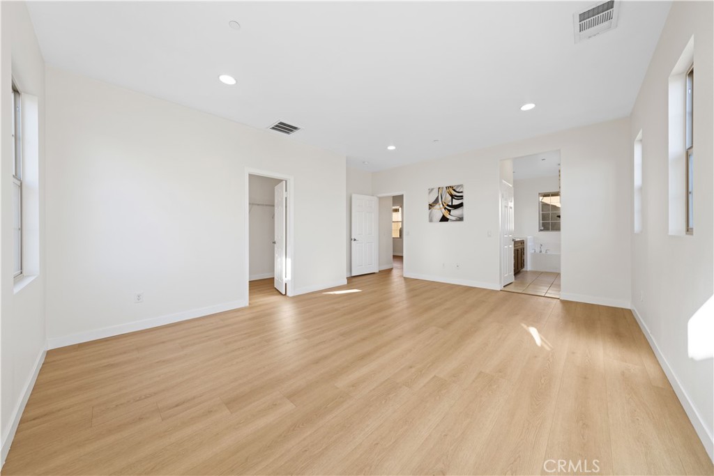 1329 N Crape Myrtle Drive