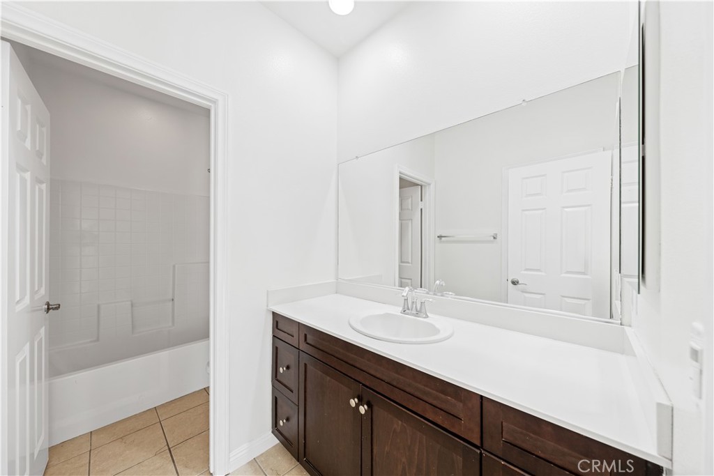 1329 N Crape Myrtle Drive