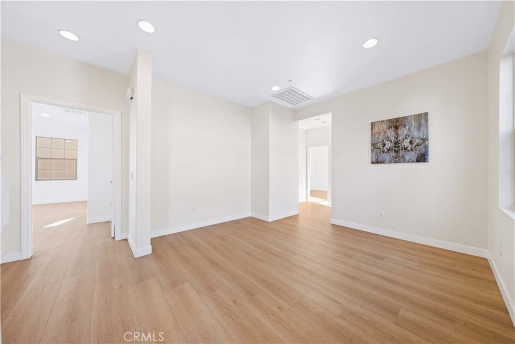 1329 N Crape Myrtle Drive