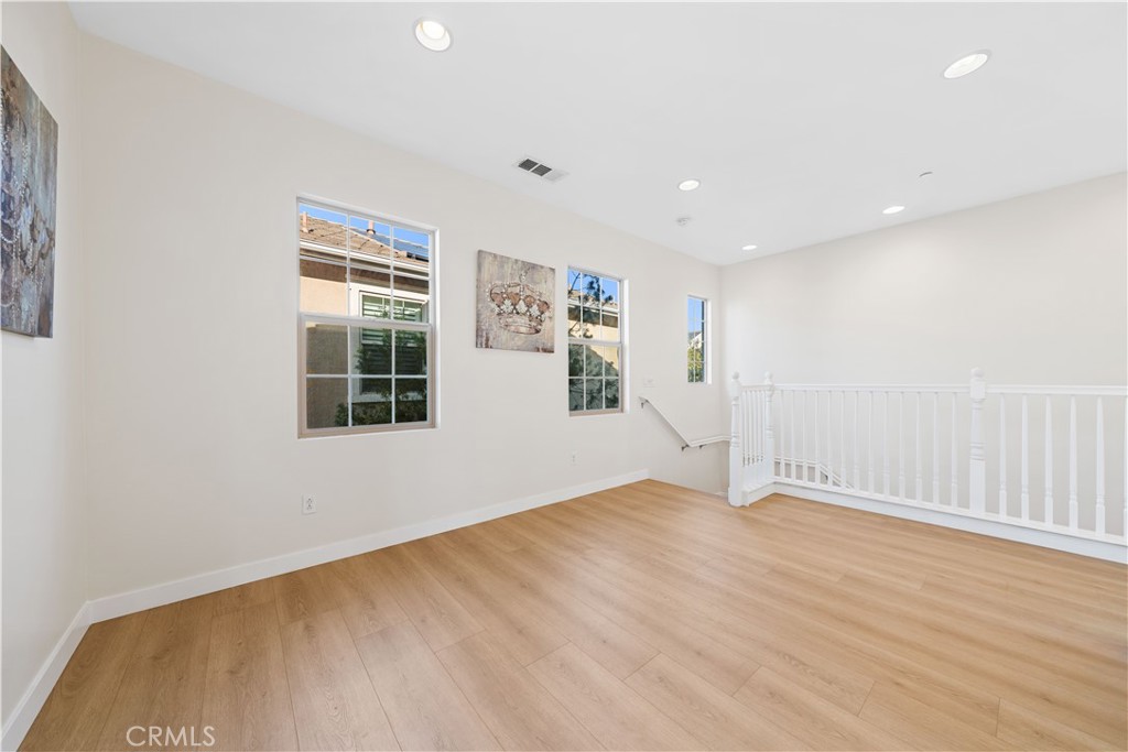 1329 N Crape Myrtle Drive