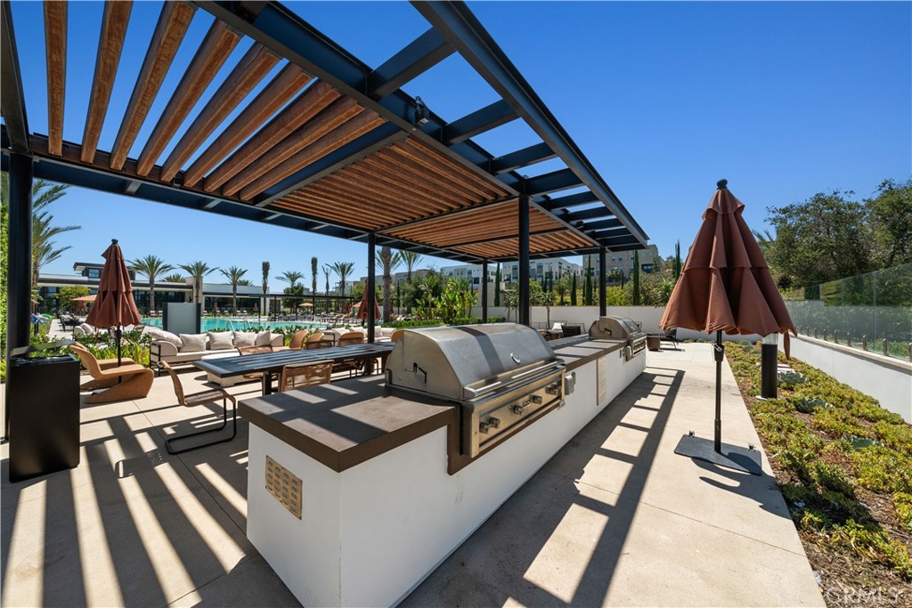 978 Poppy Court
