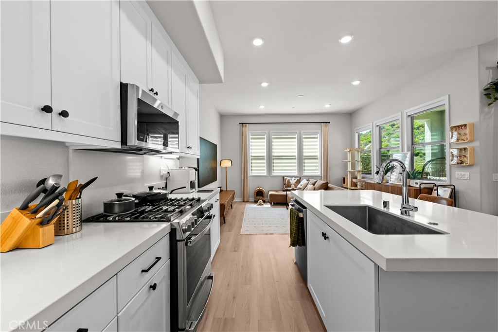 978 Poppy Court