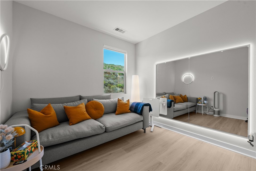 978 Poppy Court