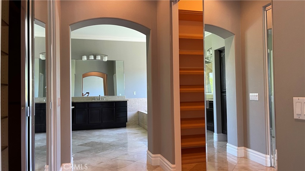 18 Sycamore Canyon Drive