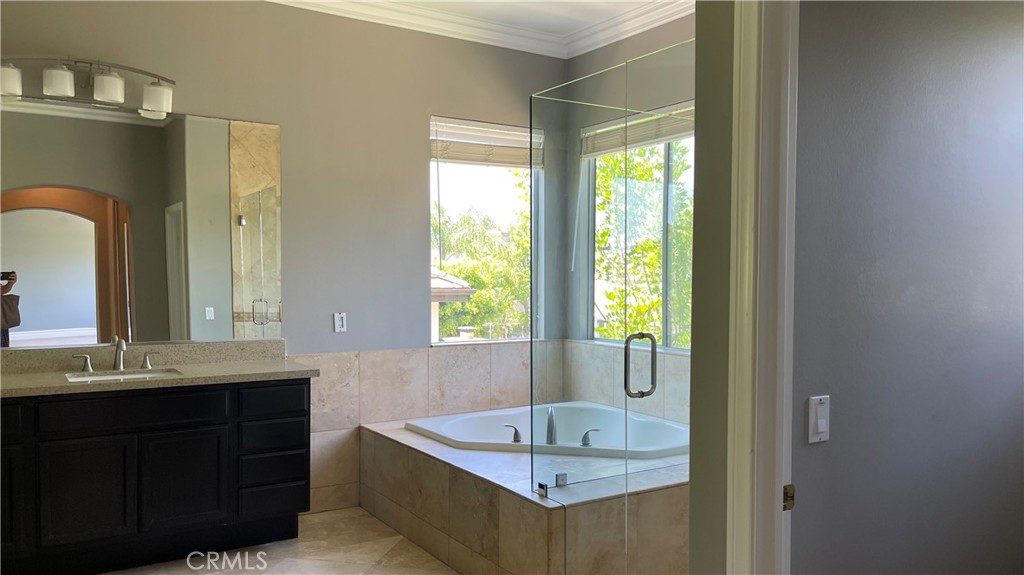 18 Sycamore Canyon Drive