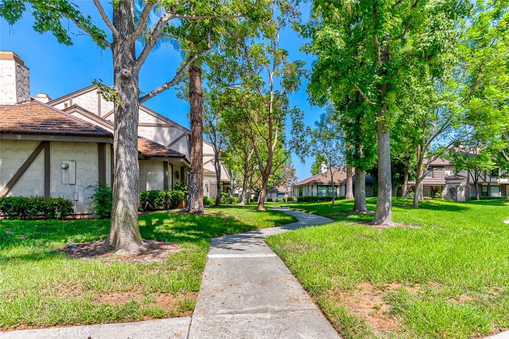 1281 Stonehedge Lane