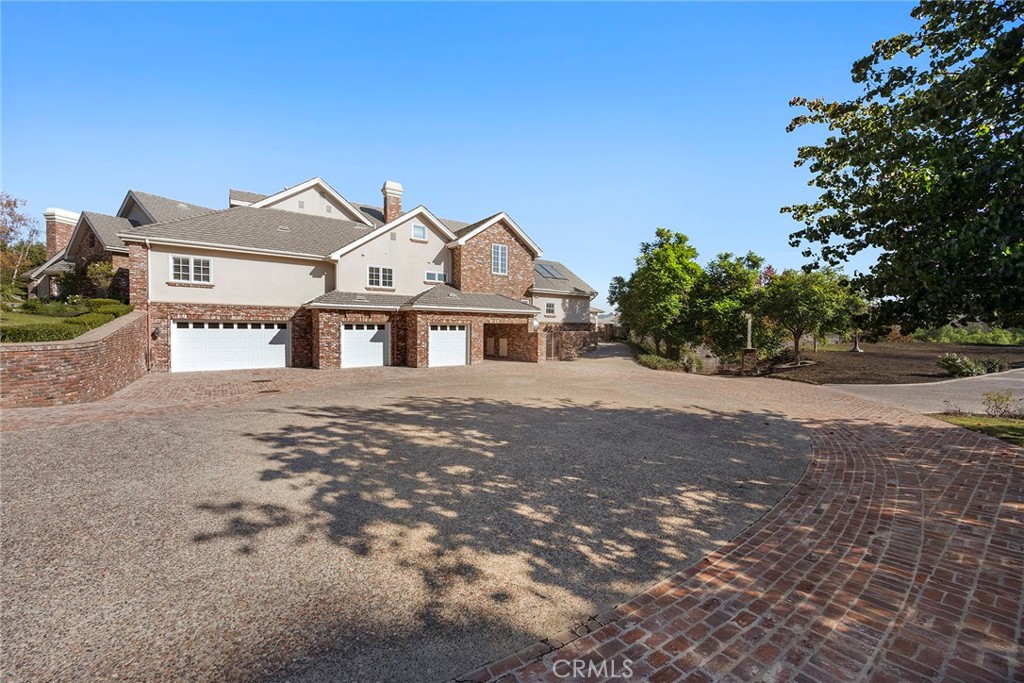 2112 Indian Creek Road