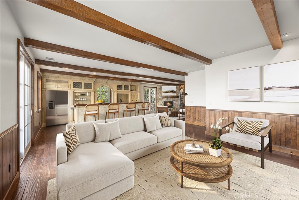 2112 Indian Creek Road