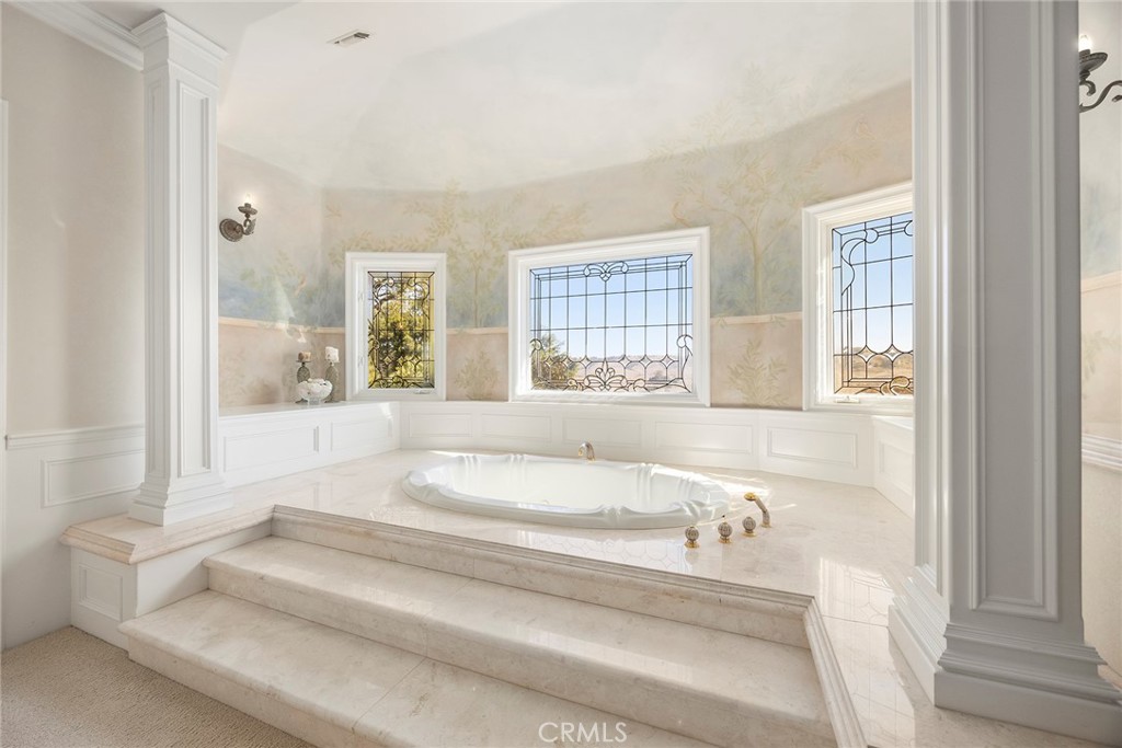 2112 Indian Creek Road