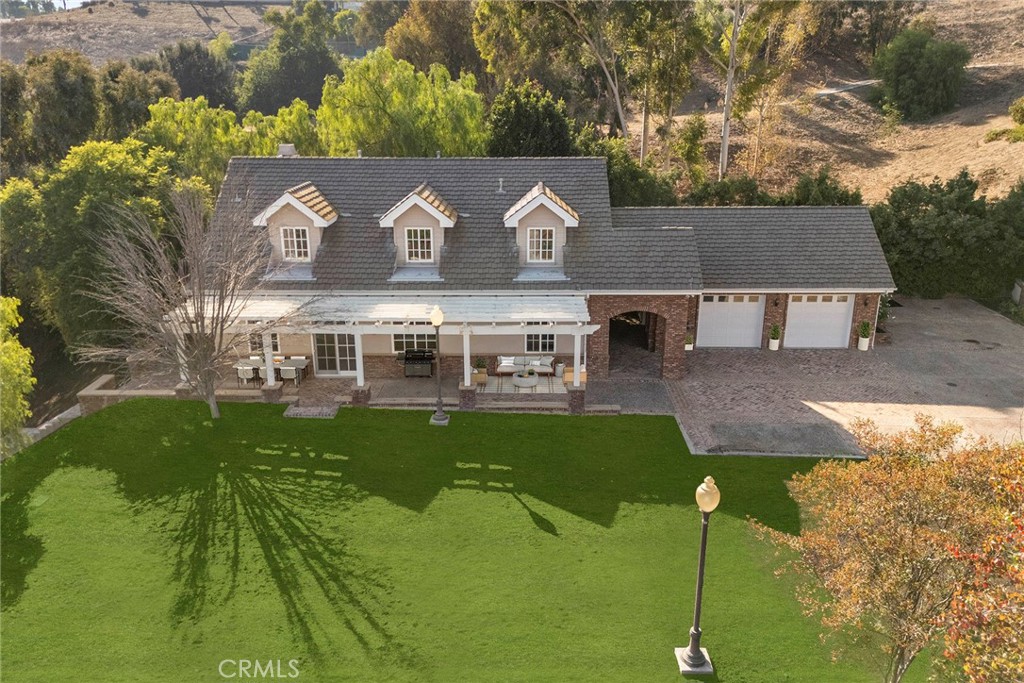 2112 Indian Creek Road
