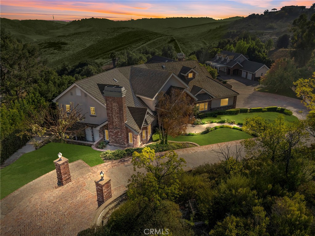 2112 Indian Creek Road