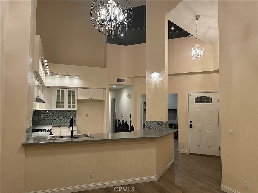 2929 Crape Myrtle Circle