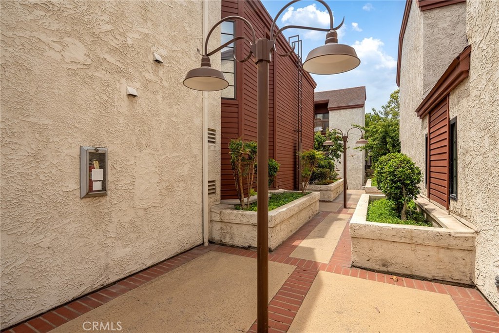 230 Bethany Road 127