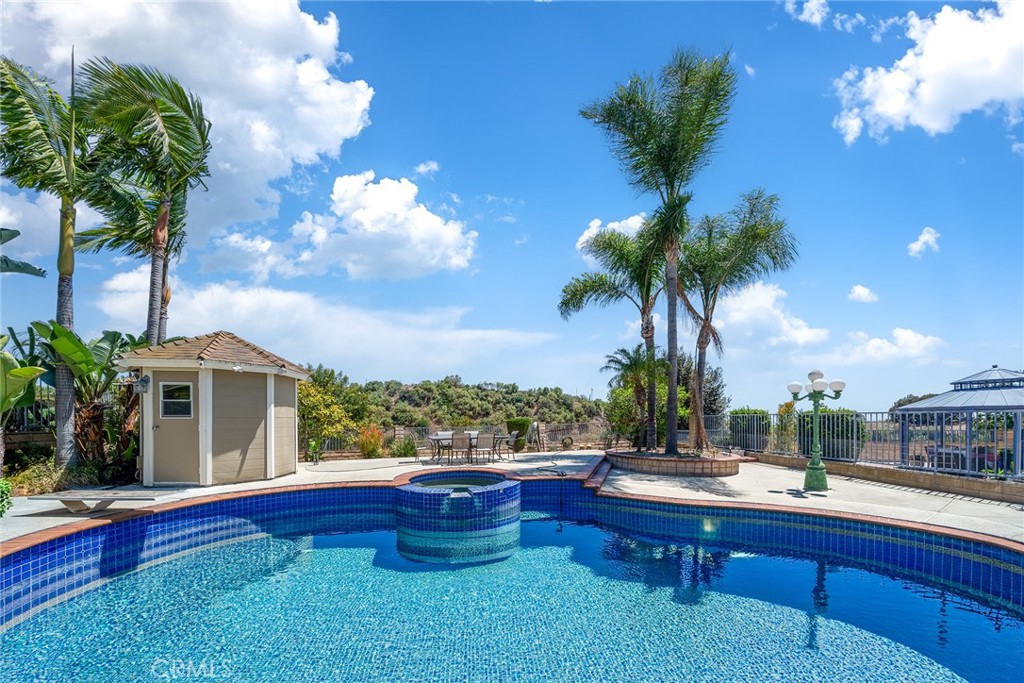 18142 Wellington Lane