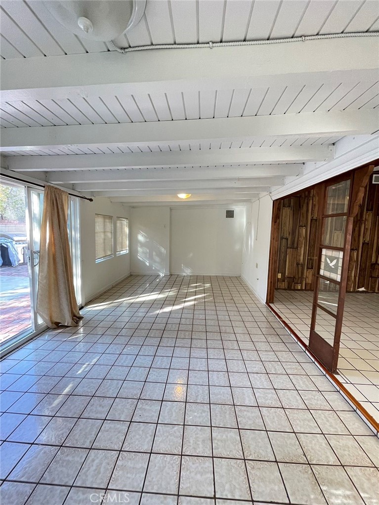 1829 Nausika Avenue