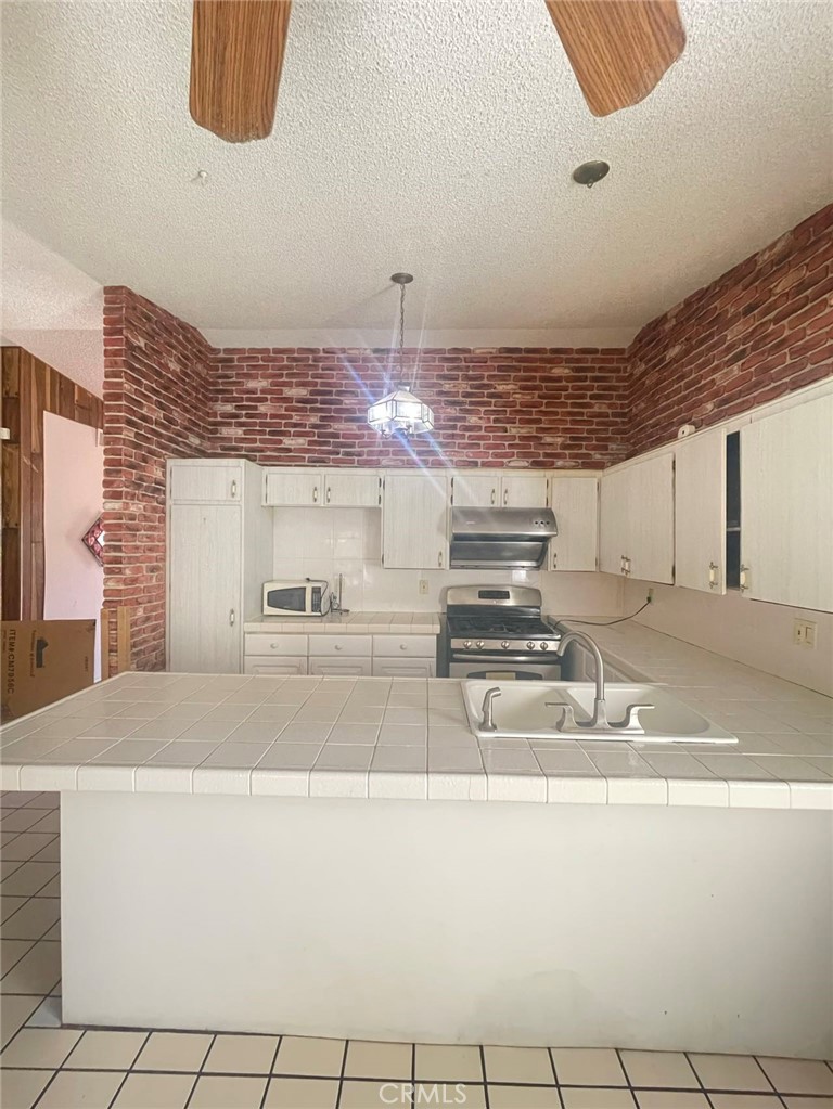 1829 Nausika Avenue