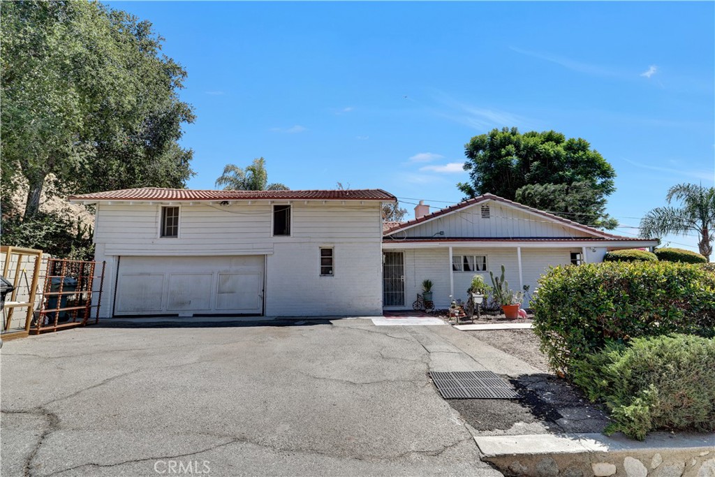 1243 Loma Vista Street