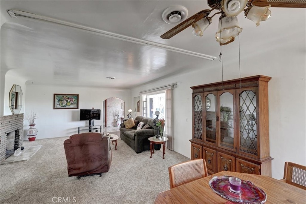 1243 Loma Vista Street