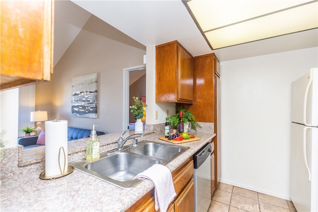 7312 Quill Drive 13