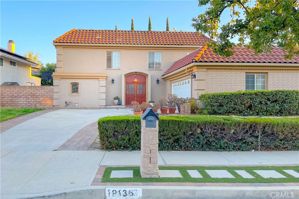 19136 Castlebay Lane