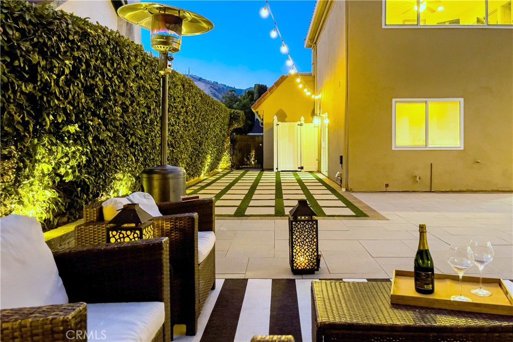 19136 Castlebay Lane