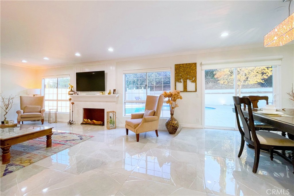 19136 Castlebay Lane