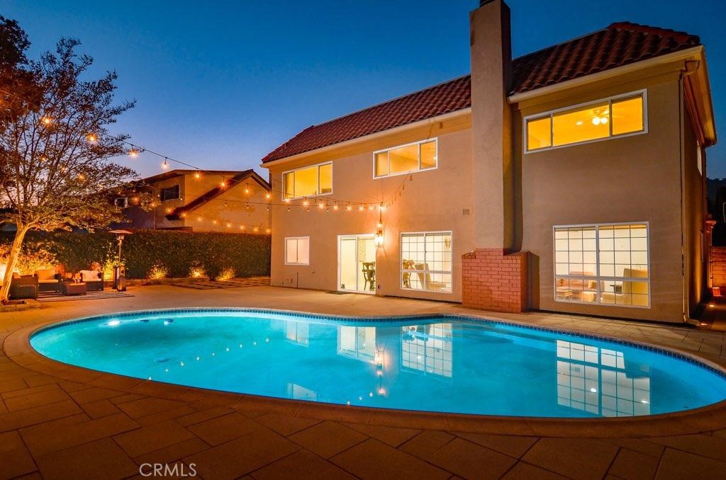 19136 Castlebay Lane