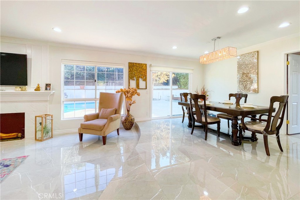 19136 Castlebay Lane