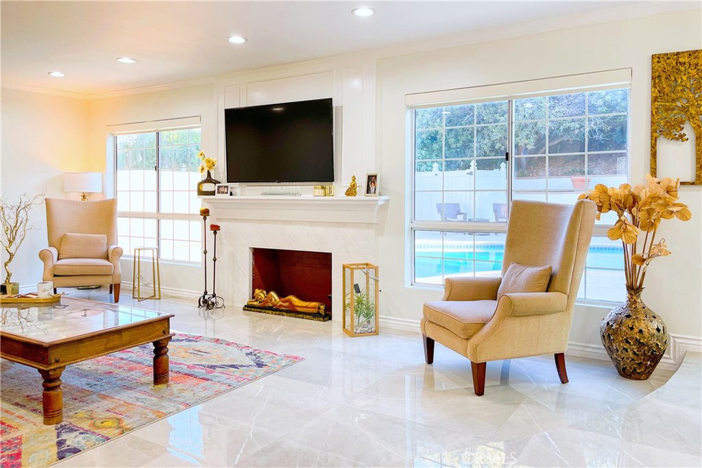 19136 Castlebay Lane