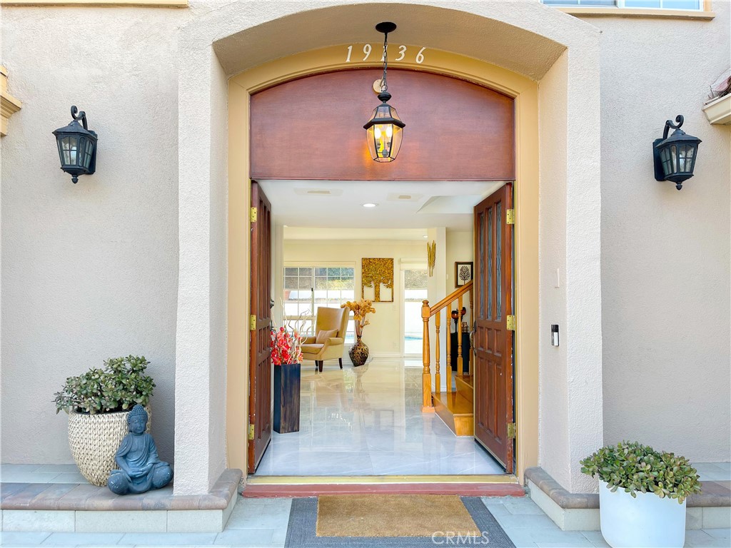 19136 Castlebay Lane
