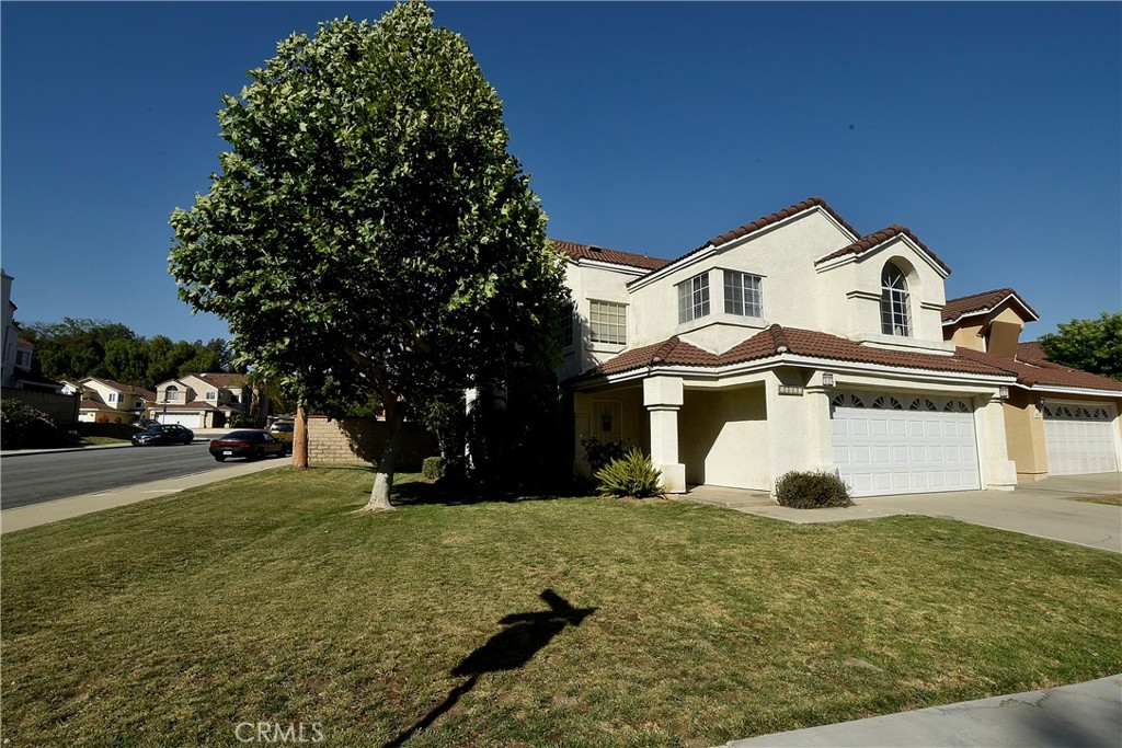 13567 Crescent Hill Drive
