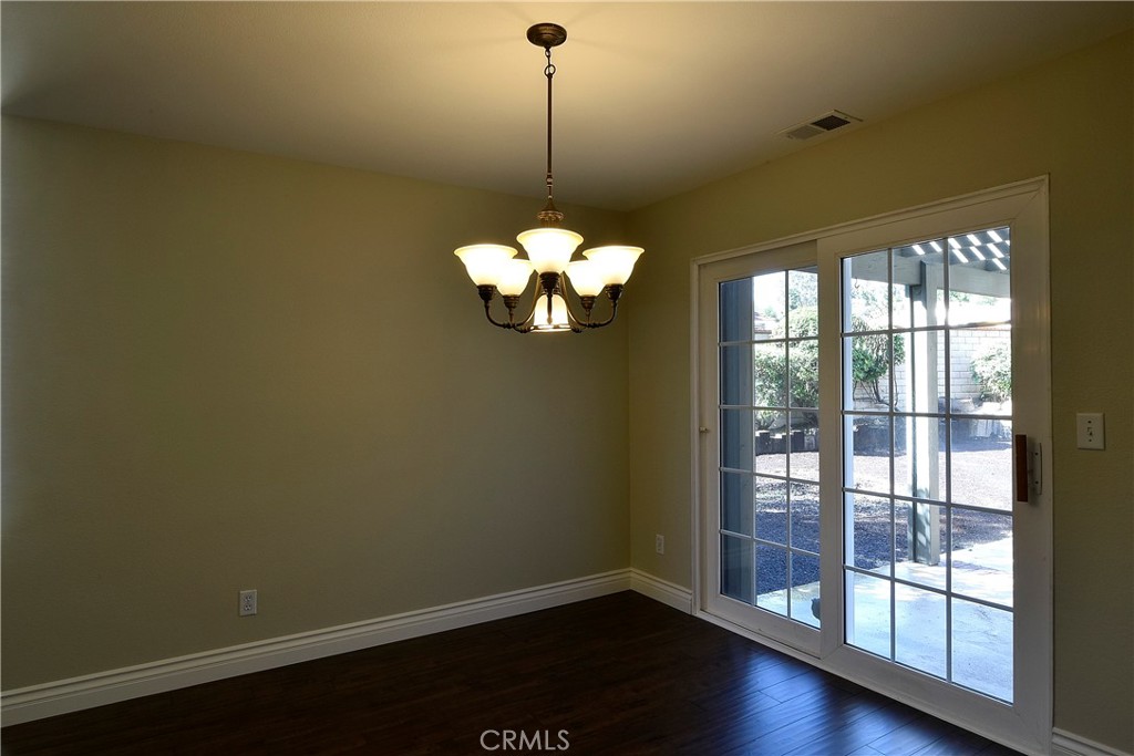 13567 Crescent Hill Drive