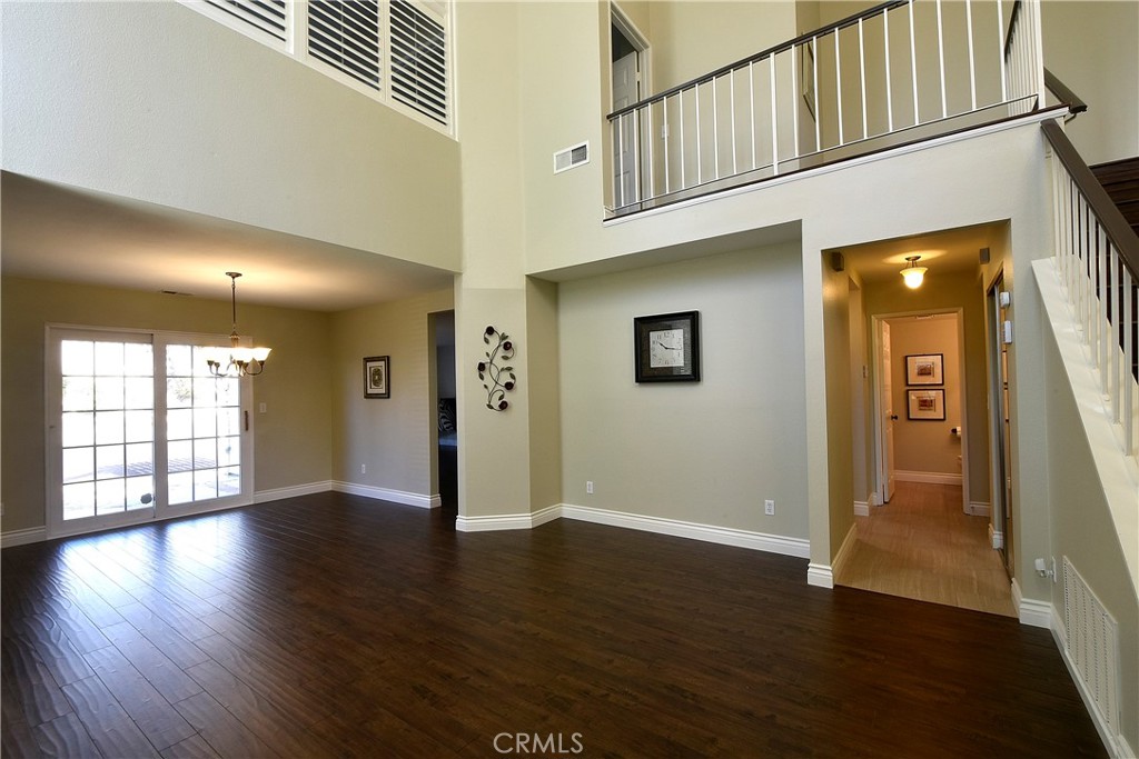 13567 Crescent Hill Drive