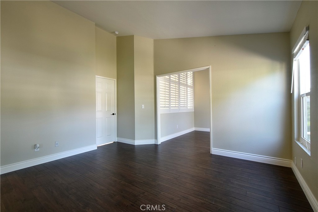 13567 Crescent Hill Drive