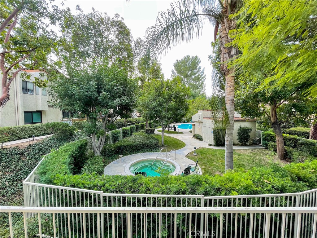 22725 Lakeway Drive 390