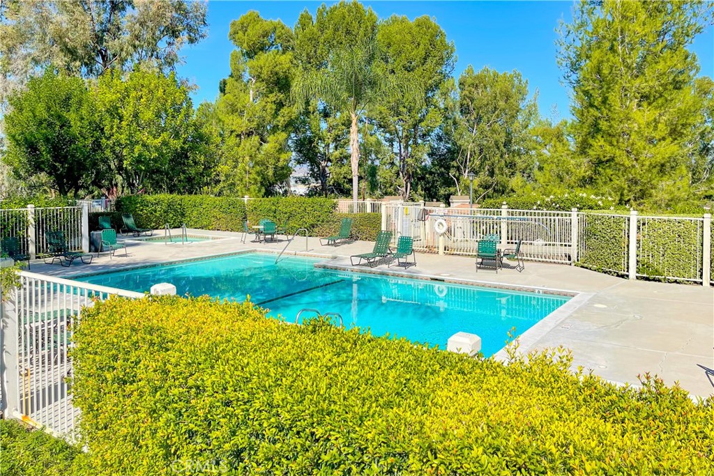 22725 Lakeway Drive 390