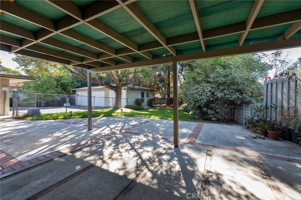 2620 Huntington Drive