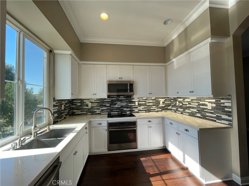111 Tangelo Place