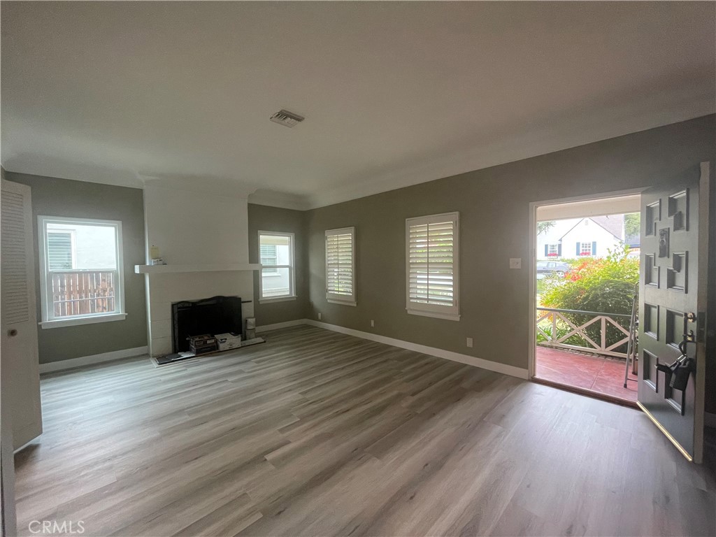1016 Vineyard Drive