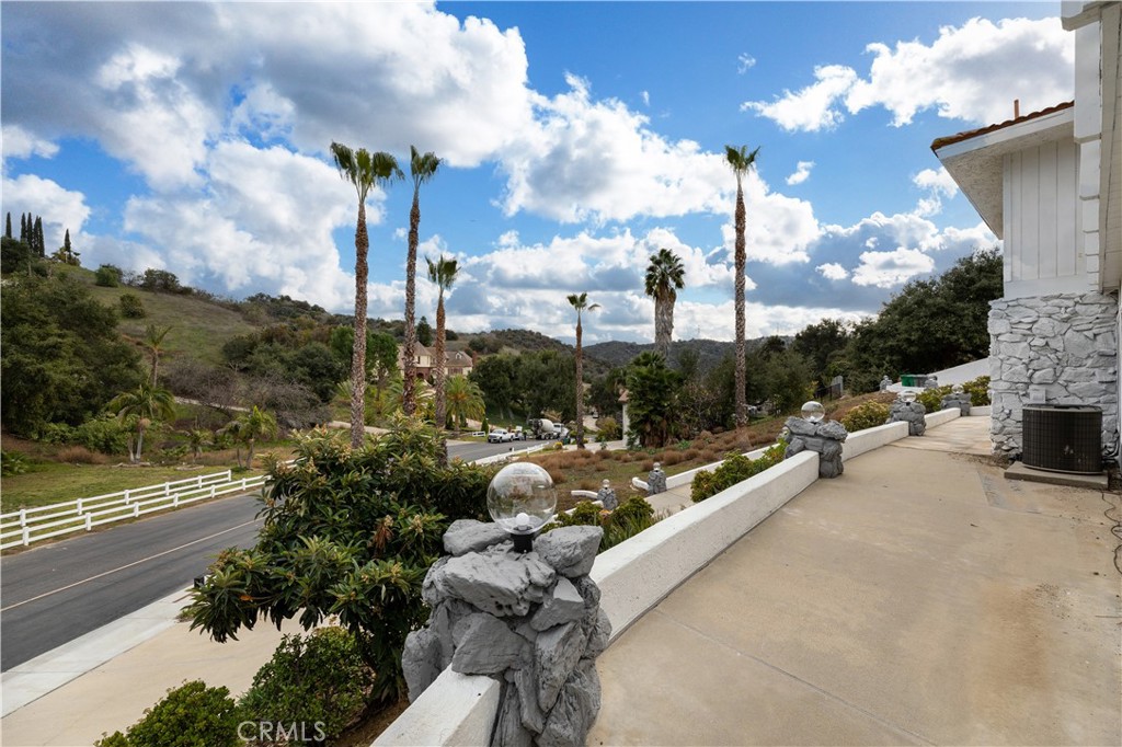 2645 Clear Creek