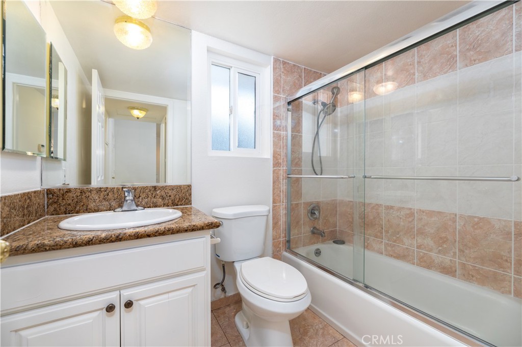 2645 Clear Creek