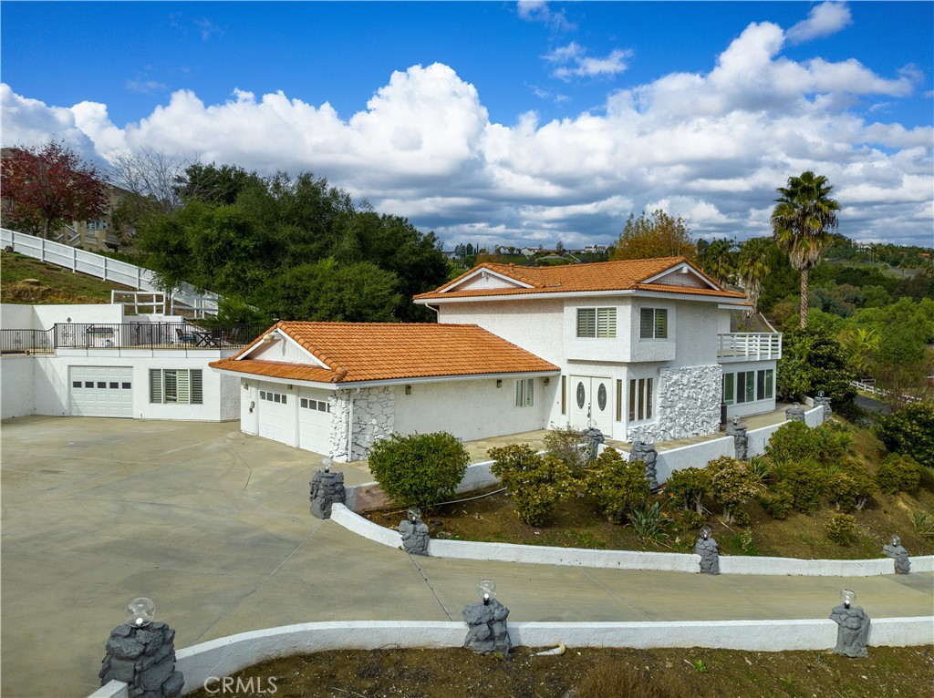 2645 Clear Creek