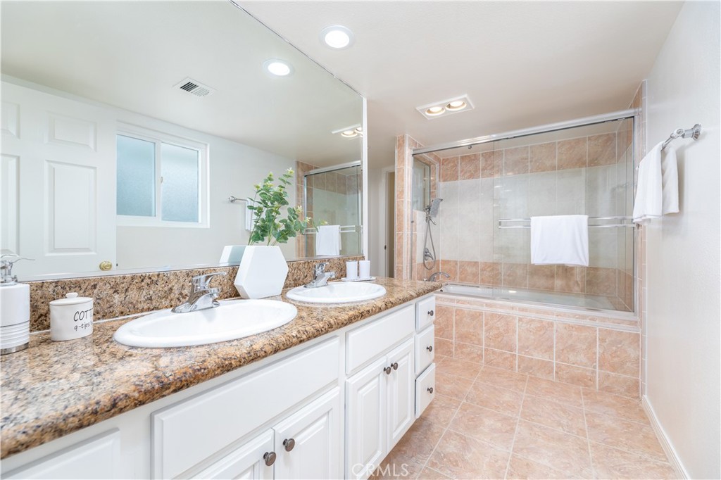 2645 Clear Creek
