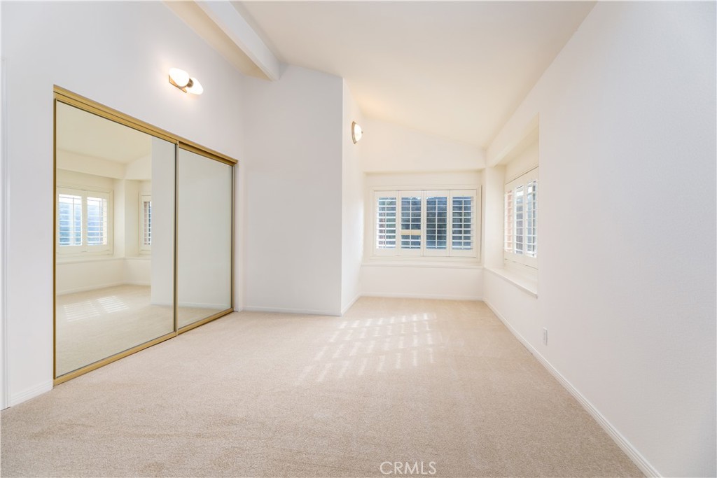 2645 Clear Creek