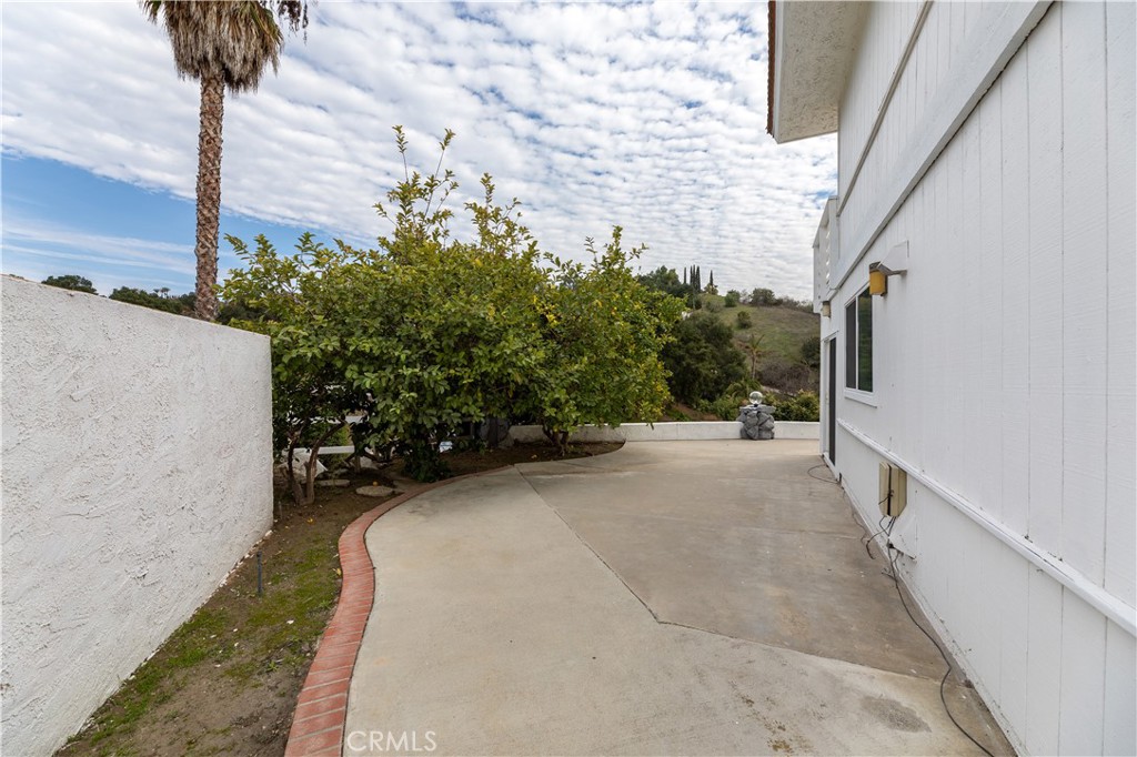 2645 Clear Creek