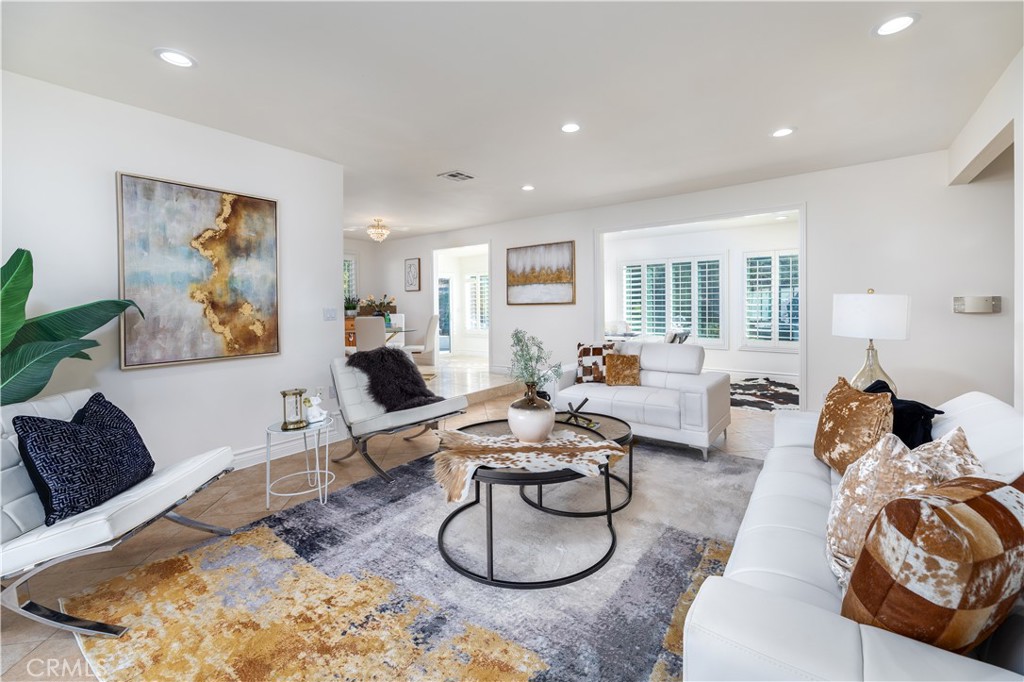2645 Clear Creek
