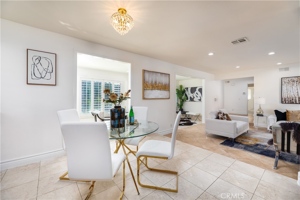 2645 Clear Creek