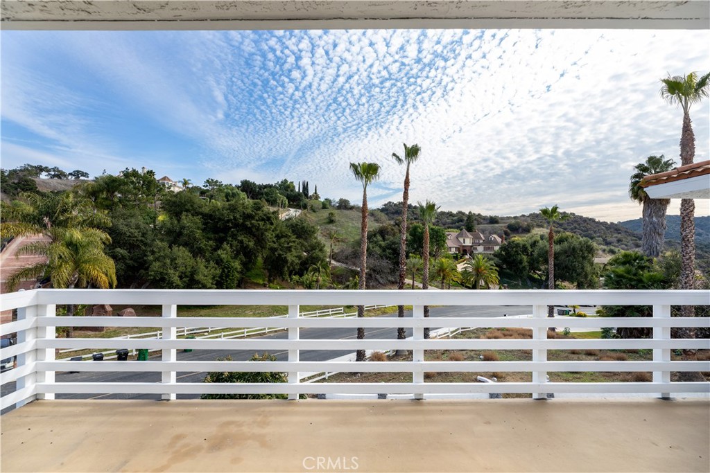 2645 Clear Creek