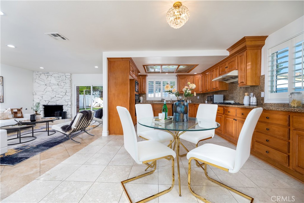 2645 Clear Creek